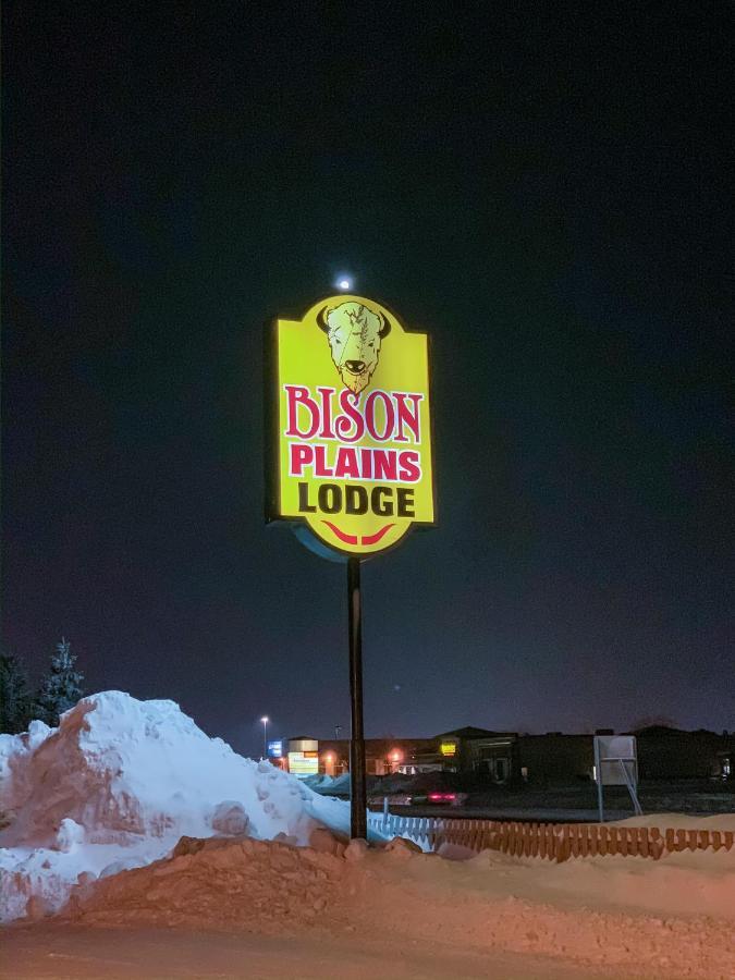 Bison Plains Lodge Moorhead Dış mekan fotoğraf